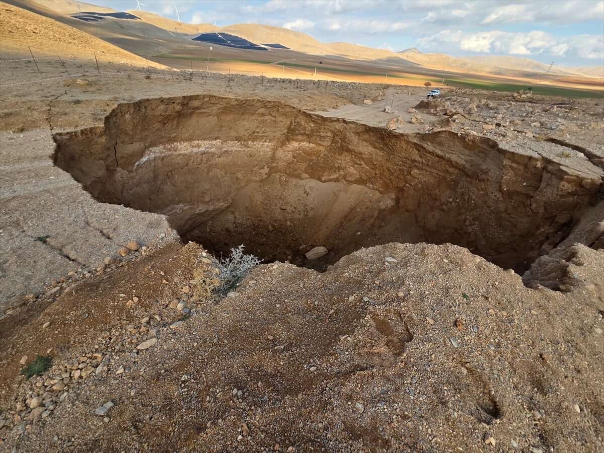 Konya gün geçtikçe çöküyor! Obruk sayısı 704’e çıktı, ilk sırada bilinen ilçe var 3